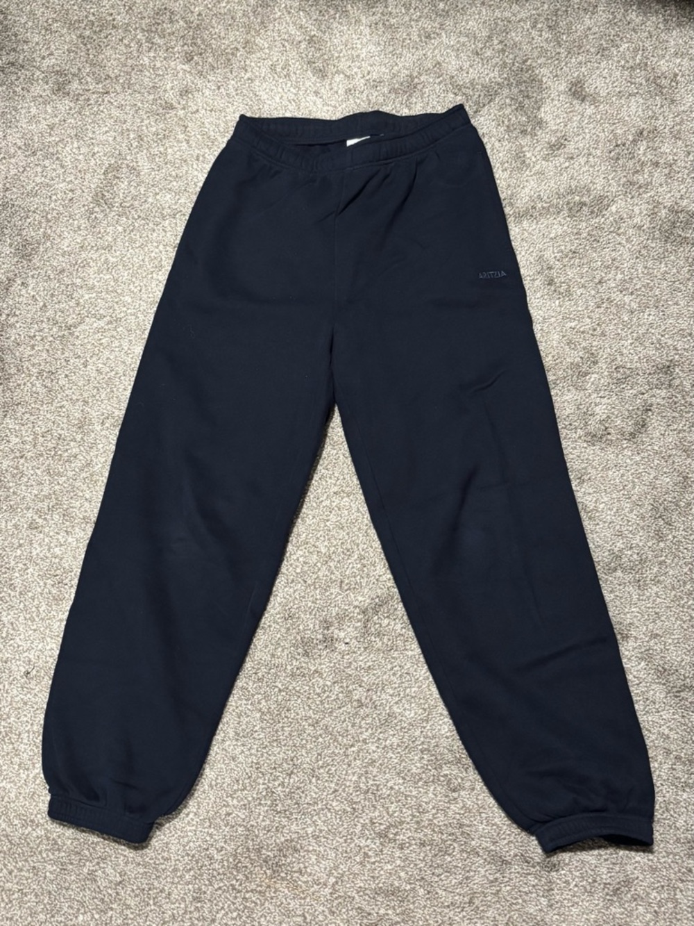 💙 Aritzia Navy Blue Mega Fit Sweatfleece Sweatpants Regular Jogger Sweats